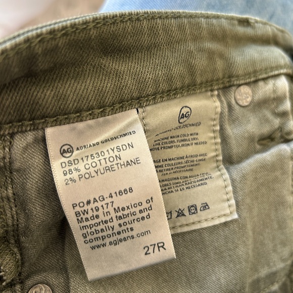 Like New! AG Isabelle Crop 27 - Picture 6 of 7